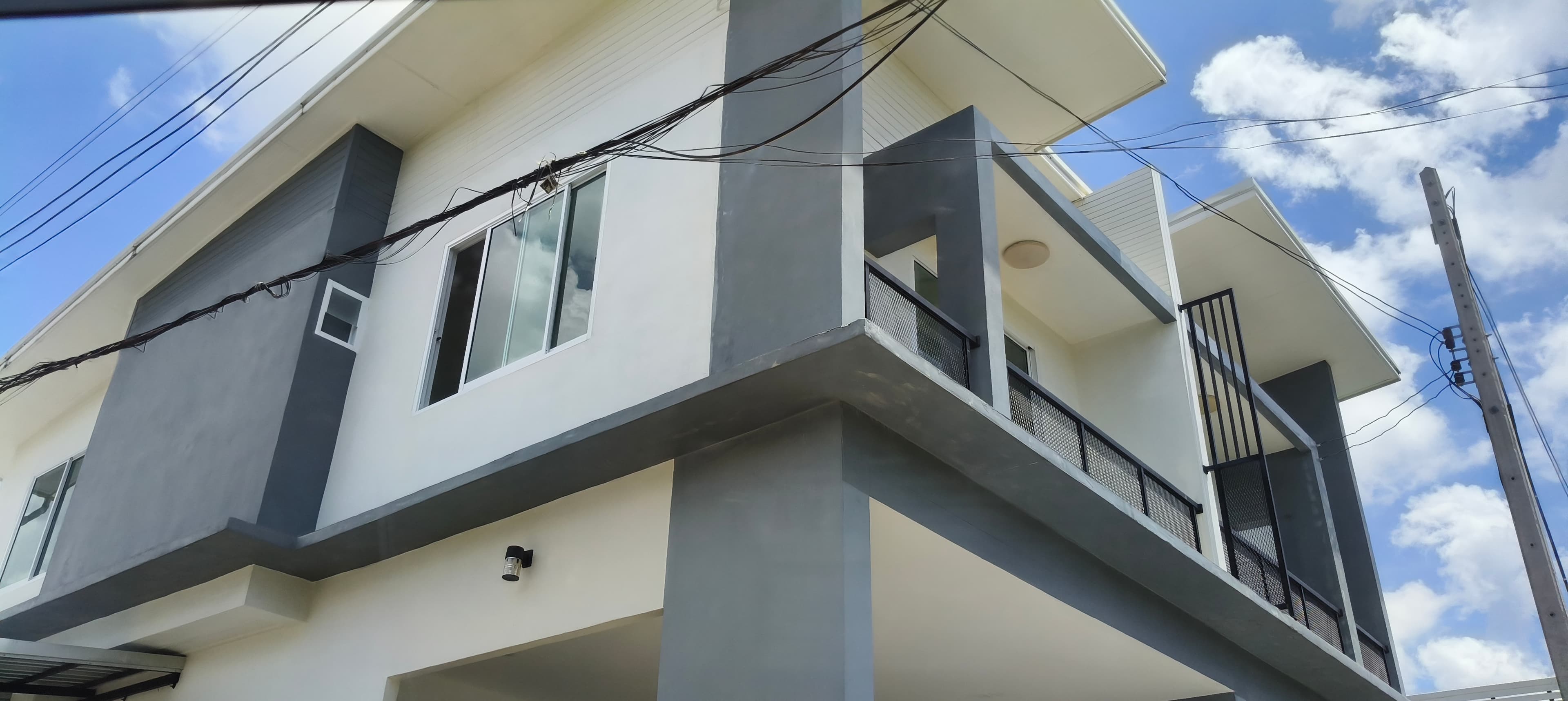 บ้านแฝด 2 ชั้น สไตล์บ้านเดี่ยว